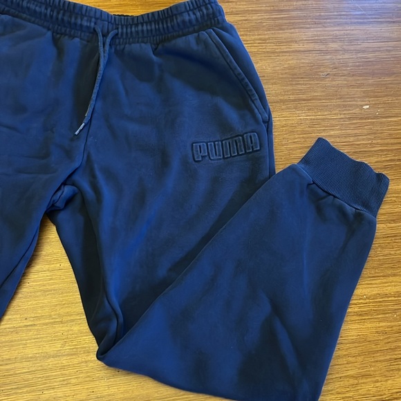 Men’s Puma Joggers Large - Picture 5 of 7
